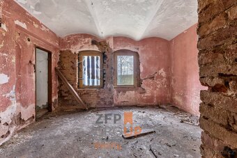Prodej pozemku 5511 m2 s budovou 176 m2 - Nová Ves - Louka - 4