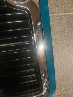 Predám originál prednú masku na Škoda Fabia 1 v zelene - 4
