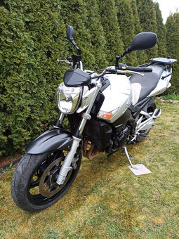 Suzuki GSR 600 R.V.2008 - 4