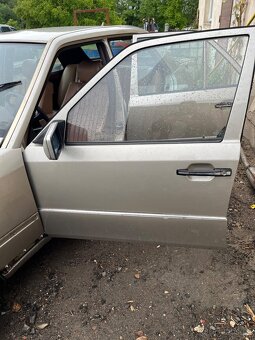 Dveře na Mercedes w124 - 4