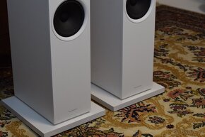Reproduktory Bowers & Wilkins 603 bílá - 4