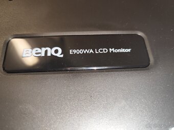 Monitor Beng E 900WA - 4