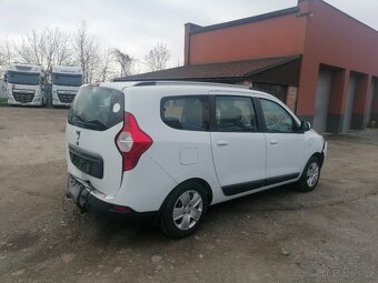 Dacia Lodgy 1.6i 75 kW r.v 06/2017 - 4