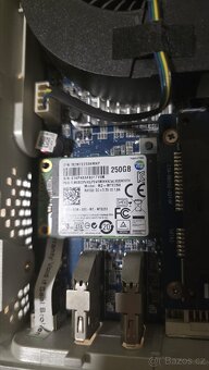 Zotac ID92 - 4