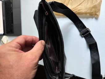 Crossbody bag - Unisex - 4