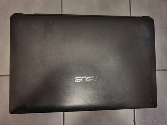 Tělo Asus X54H. - 4