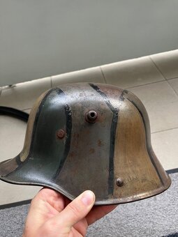Německá helma M16 - 4