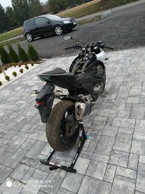 Kawasaki Z800 díly - 4