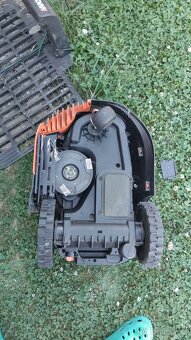 Robotická sekačka WORX - 4