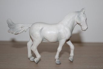 Figurky koní Schleich 11 - 4