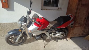 Suzuki GSR 600 - 4