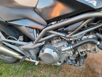 Cagiva Raptor 1000 - 4