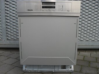 VESTAVNÁ MYČKA MIELE,LUXUSNÍ ZNAČKA,NEREZ,LCD,TURBO.tř.A+ - 4