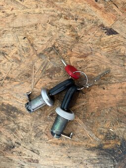 Náhradní díly Škoda Felicia. - 4