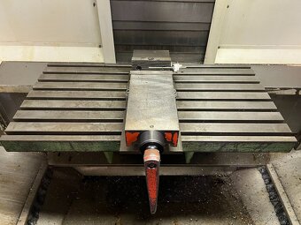 Nástrojová frézka FNG 40 CNC E, 2002 - 4
