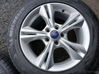 Prodám sadu Orig ALU kol Ford 215/55R16 letní - 4