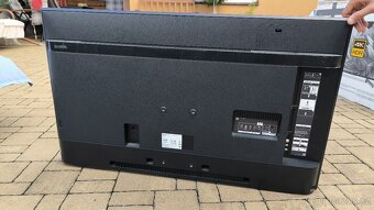 Panasonic JX800 Smart TV - 4