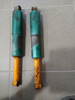 Jawa 50 pionyr - zadni tlumice - 4