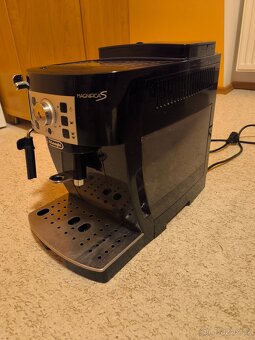 DeLonghi Magnifica S - 4