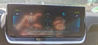ELEKTROMOBIL PEUGEOT E208 plná výbava - 4