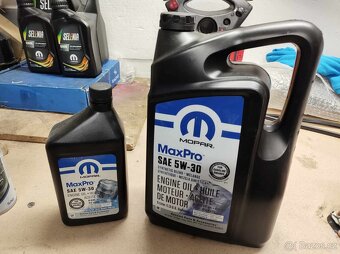 Motorový olej Mopar 5W-30 - 4