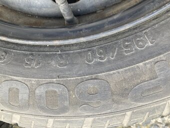 Letní pneu 195/60/15” Pirelli - 4