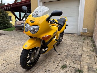 Suzuki GSX 600 35kw - 4