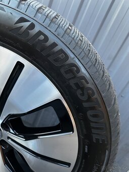 5x112 R19 8J ET34 Mercedes Benz + 235/55 Bridgestone - 4