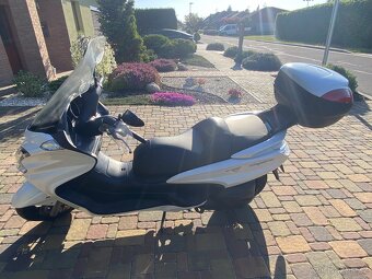 Yamaha Majesty YP 400 - 4