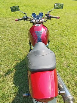 Suzuki GSX 750 inazuma - 4