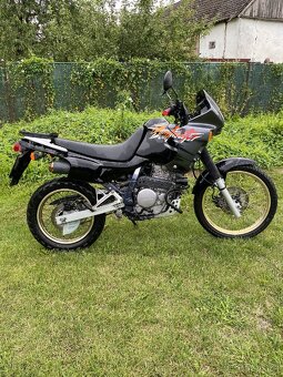 Honda nx650 dominantor - 4