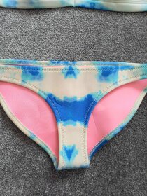 Nové neoprenové plavky Triangl - 4