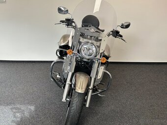 Kawasaki Vulcan 1700 Nomad - 4