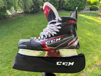 Hokejove brusle CCM Jet Speed FT2 Sr - 4