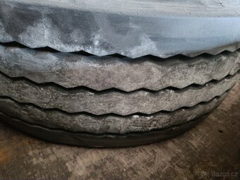 Nákladní pneu Michelin XTE3 385/65 R22,5 - 4