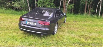 Audi A8 d4 Long - 4
