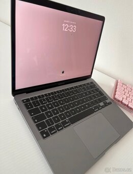 MacBook - 4