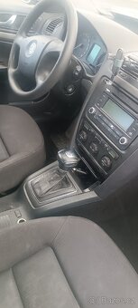 Škoda Octavia 2, 2.0tdi DSG - 4
