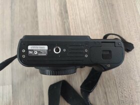 Prodam Samsung NX11 + Samsung objektiv 18-200 OIS - 4