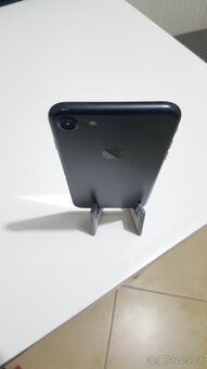 Prodám Iphone 7 - 4