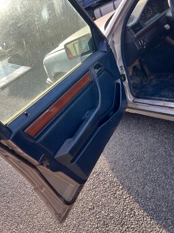 Mercedes Benz w124 e250d - 4