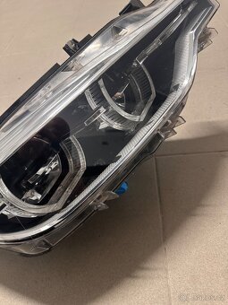Bmw f30 svetlo 2017 - 4