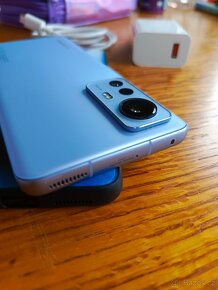 Xiaomi 12 8/128GB modrý - 4