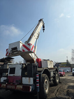 Autojeřáb Liebherr LTM 1025 - 4