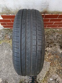 Pneu Pirelli 205/60 R16 - 4