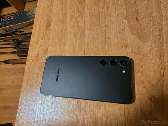 Samsung Galaxy S23 plus - 4