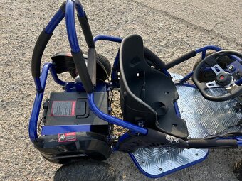 Prodám dětskou buggy Mad Mad - elektrická bugina - 4