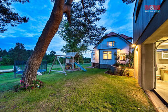 Prodej rodinného domu, 250 m², Bukovany - 4