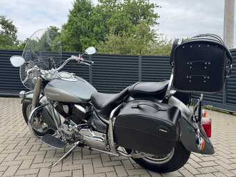 Yamaha XVS 1100 A DragStar Classic - 4