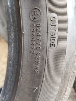 Prodam Pneu 215/50 ZR17 - 4